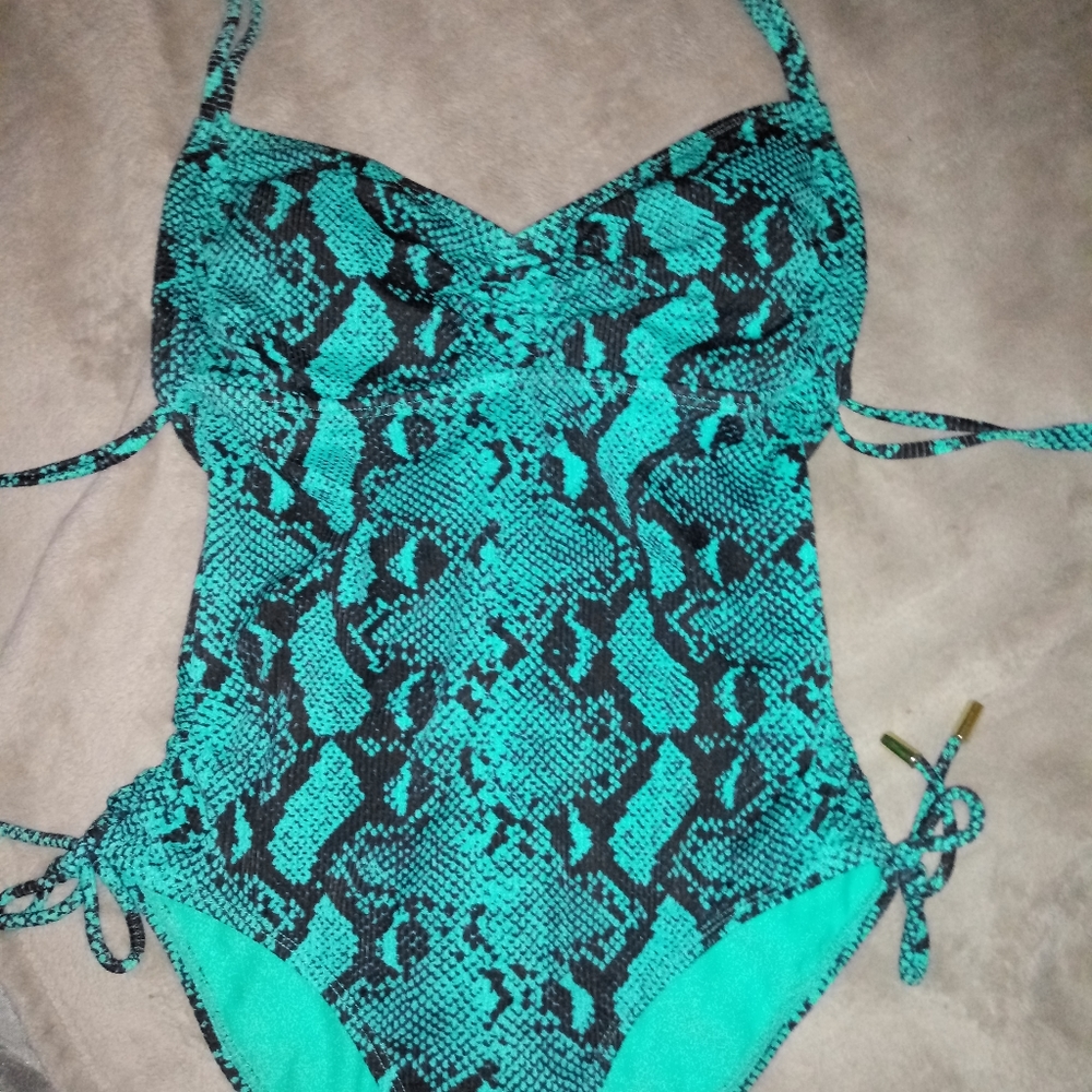 Teal/black snake skin print bathing suit!